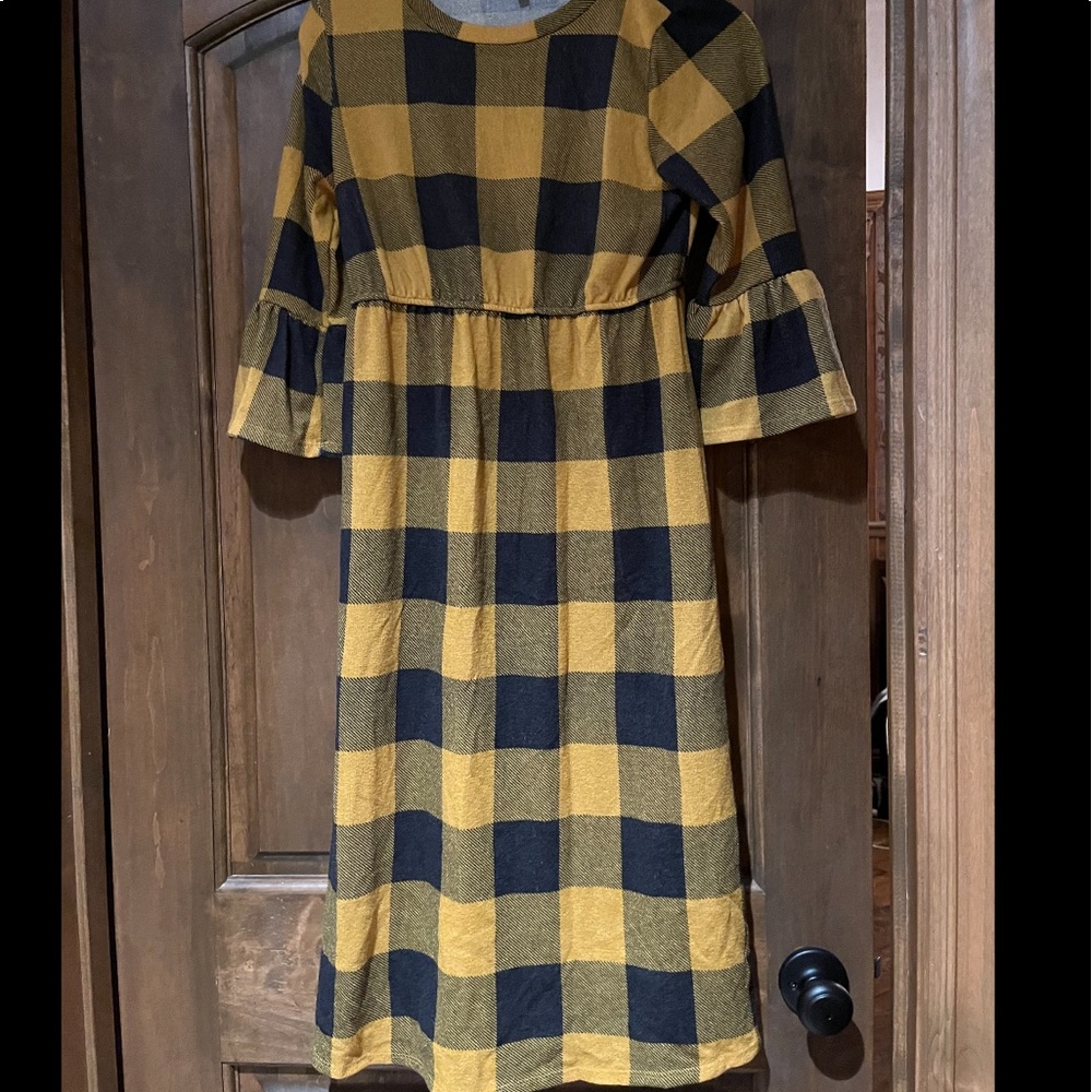 Roolee NWT medium M modest dress yellow black plaid detail sleeves stretchy